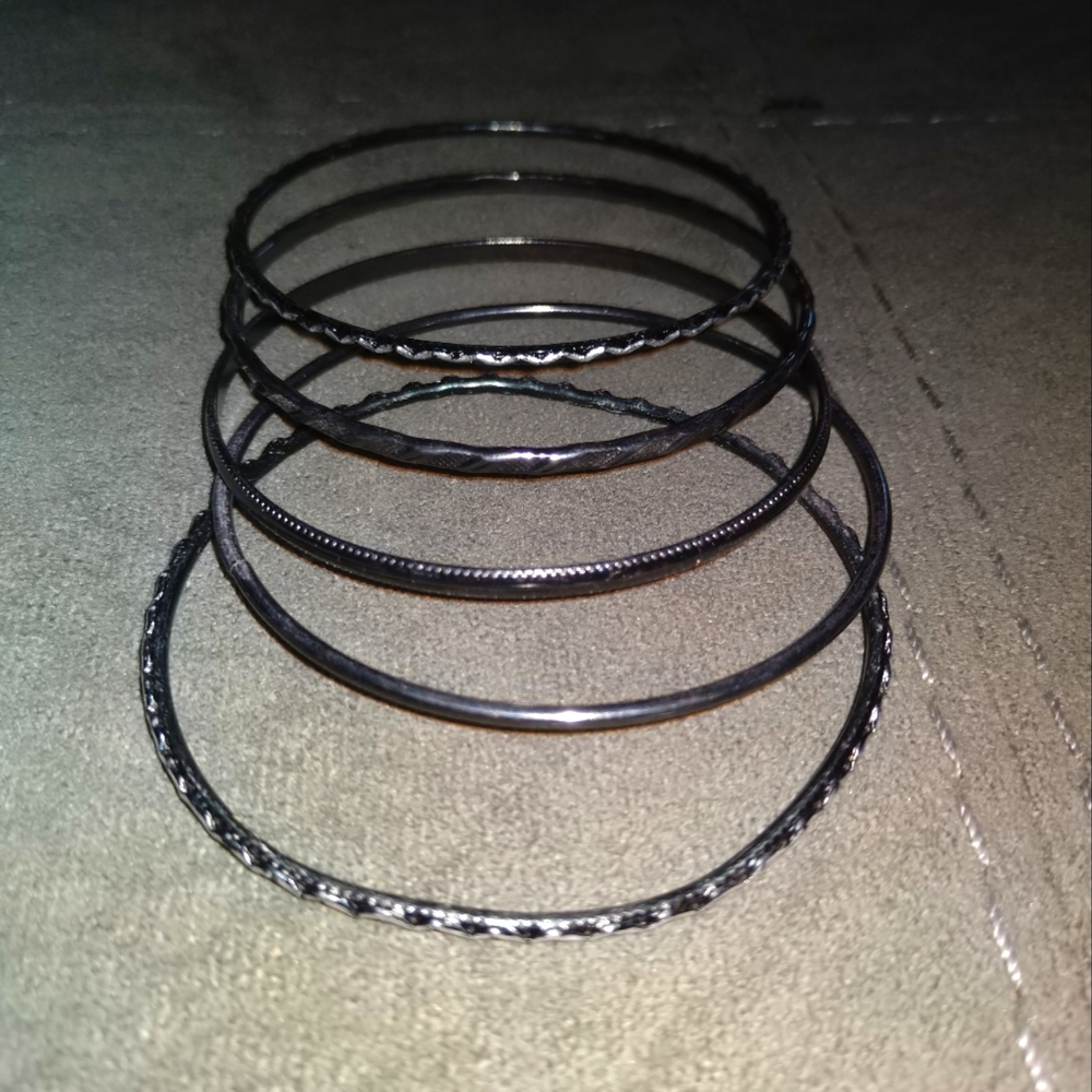 NWOT Black bangle bracelets (5)